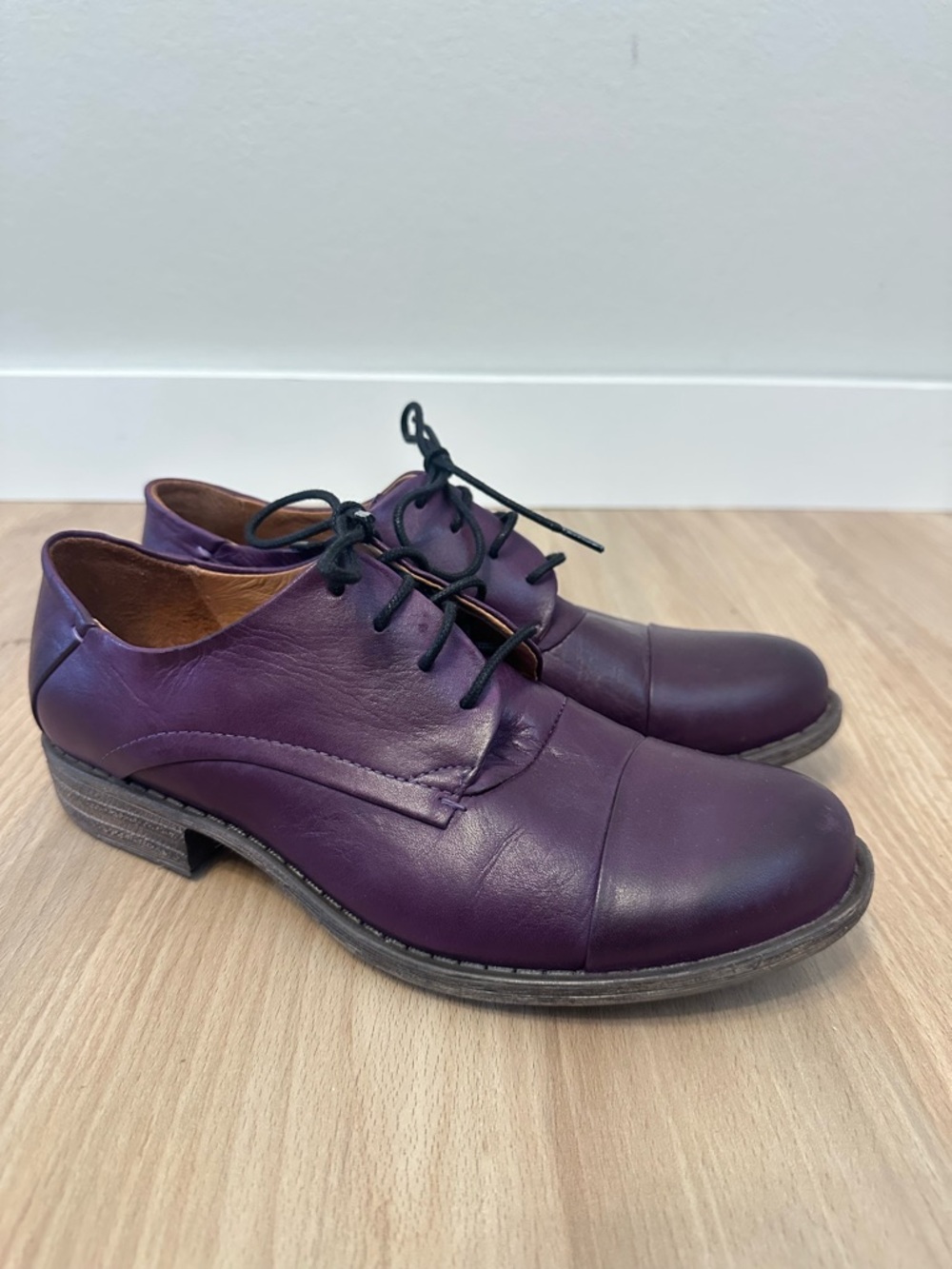 Miz Mooz Letty Eggplant Purple Leather Lace-Up Oxford Shoes - Picture 4 of 12